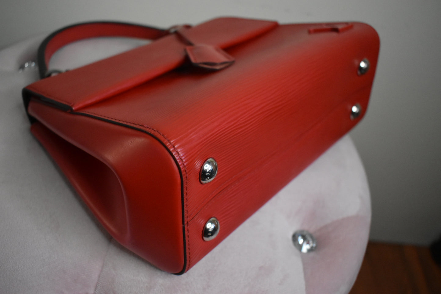 Louis Vuitton Epi Cluny Bag