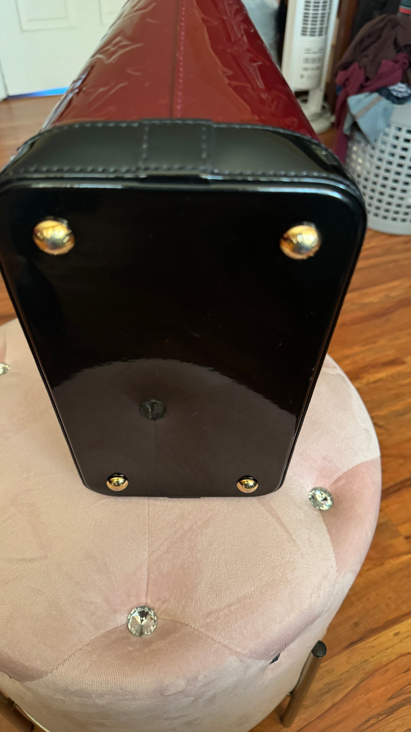Louis Vuitton Vernis Lock it Handbag