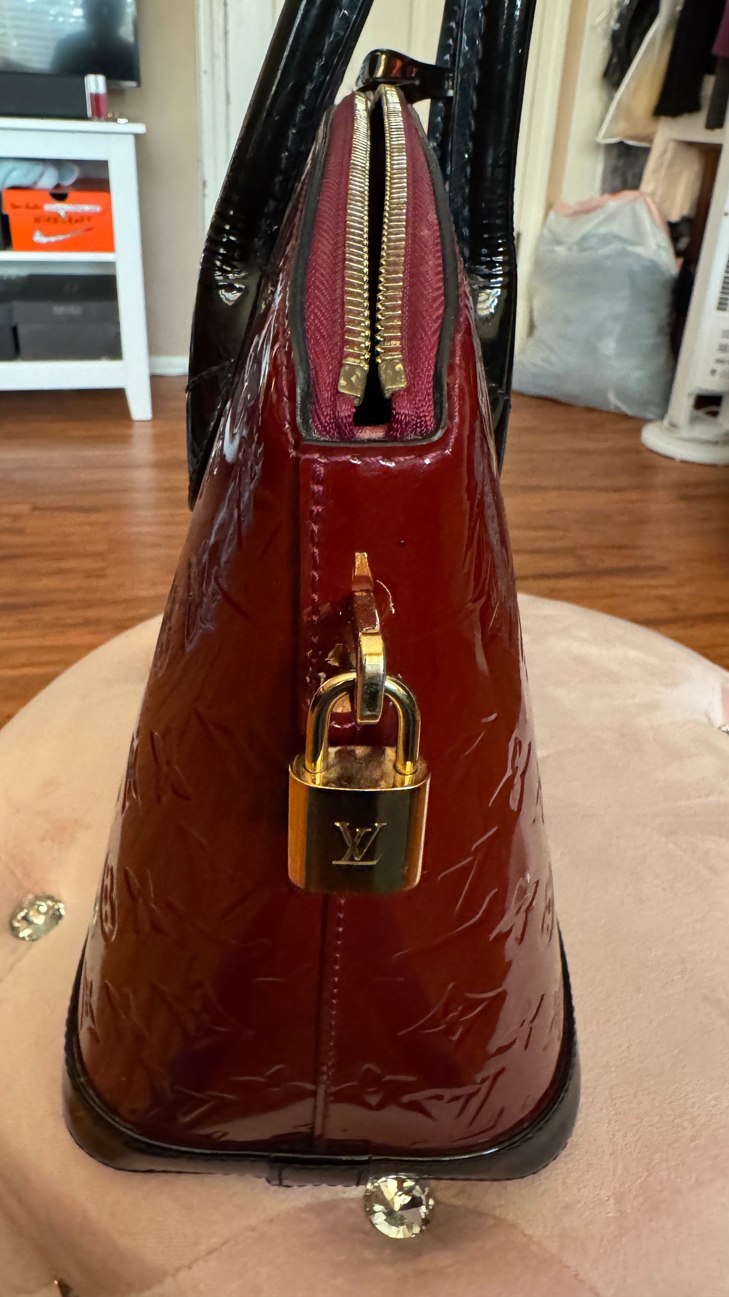 Louis Vuitton Vernis Lock it Handbag